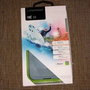 iPhone X life proof case
